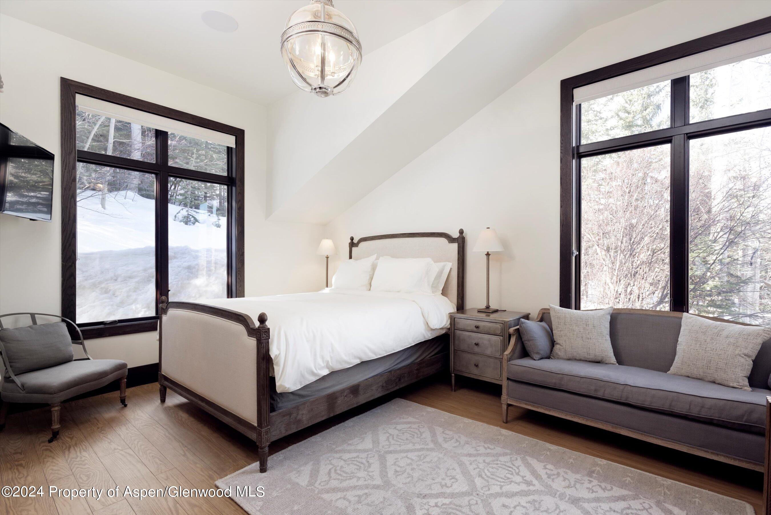32 Elk Ridge Lane Snowmass Village, CO 81615 - Photo 38 of 58 Upper Level Guestroom