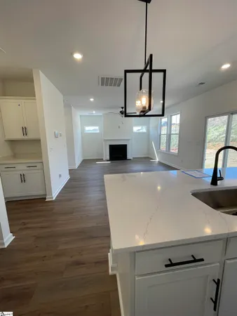 $334,900 | 18 Gateway Drive, Central, SC 29630