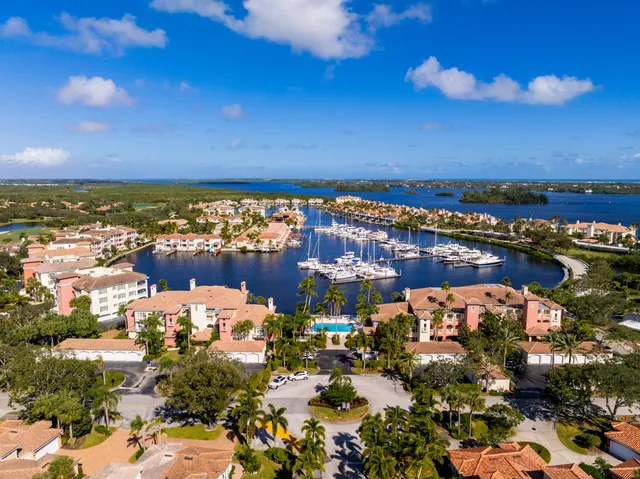 $244,000 | 5040 Harmony Circle, Unit 205, Vero Beach, FL 32967