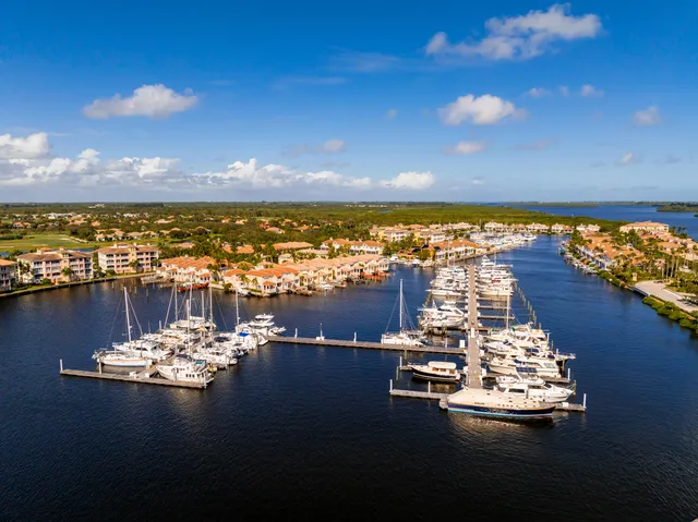 $244,000 | 5040 Harmony Circle, Unit 205, Vero Beach, FL 32967