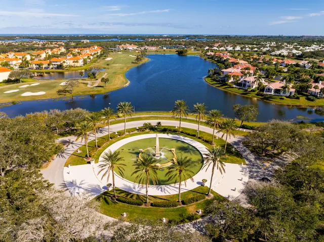 $244,000 | 5040 Harmony Circle, Unit 205, Vero Beach, FL 32967