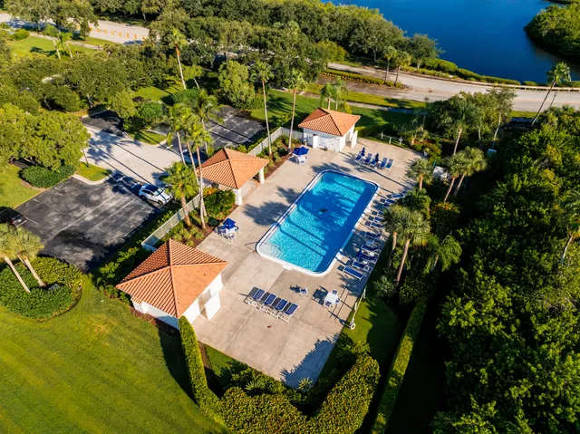 $244,000 | 5040 Harmony Circle, Unit 205, Vero Beach, FL 32967