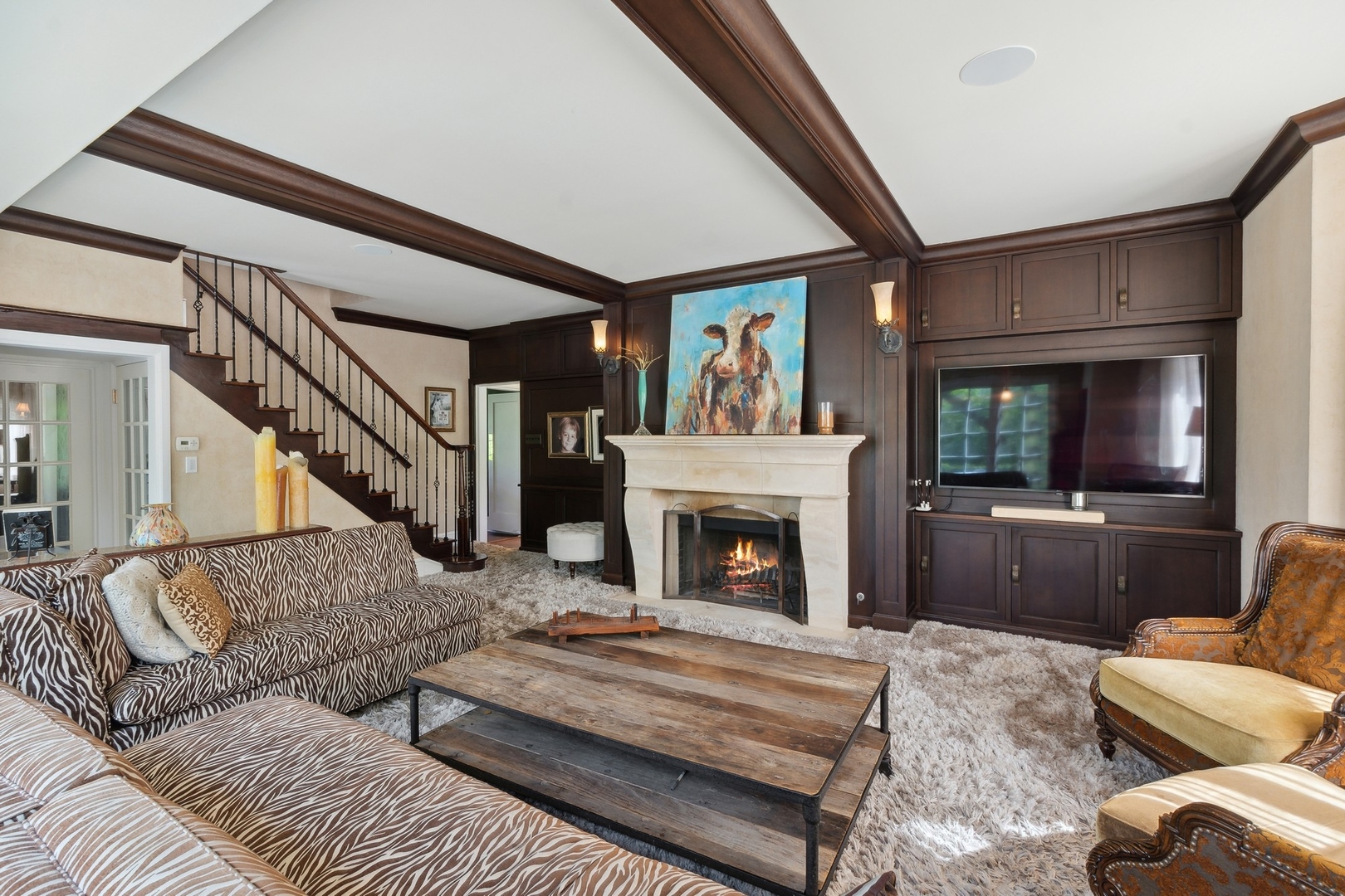 1900 Telegraph Road Bannockburn, IL 60015 - Photo 16 of 47 a living room with furniture and a fireplace