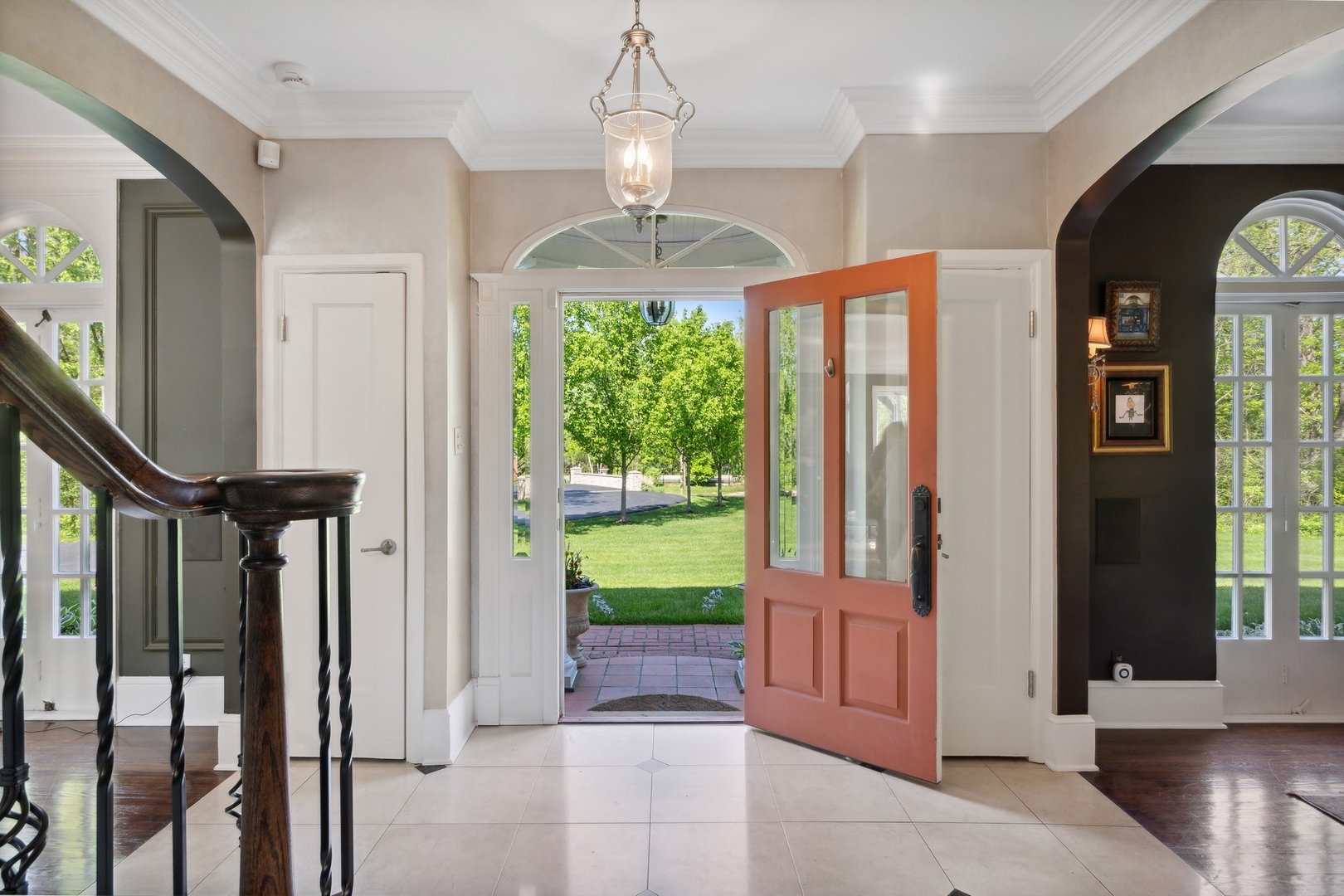 1900 Telegraph Road Bannockburn, IL 60015 - Photo 5 of 47 a view of an entryway door