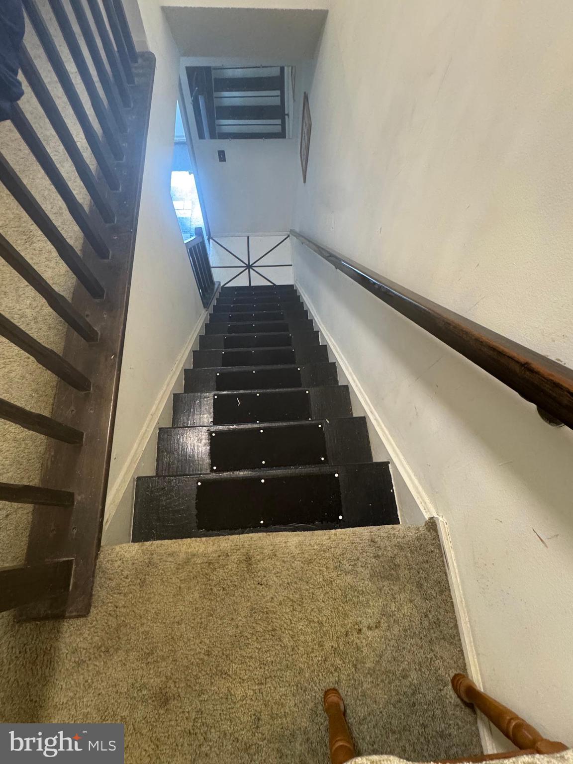 172 Mattix Run Absecon, NJ 08205 - Photo 5 of 9 a view of entryway