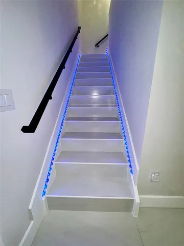 $7,500 | 4915 Whispering Way, Fort Lauderdale, FL 33312