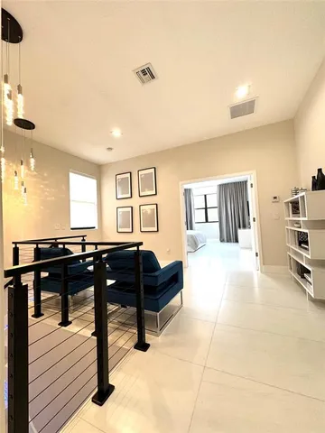 $7,500 | 4915 Whispering Way, Fort Lauderdale, FL 33312