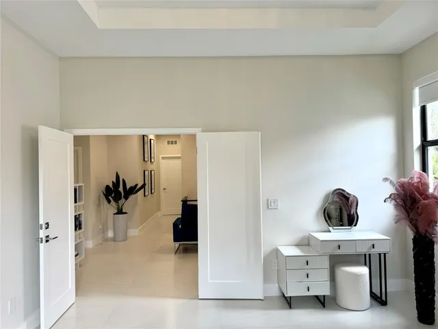 $7,500 | 4915 Whispering Way, Fort Lauderdale, FL 33312