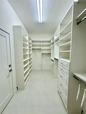 $7,500 | 4915 Whispering Way, Fort Lauderdale, FL 33312