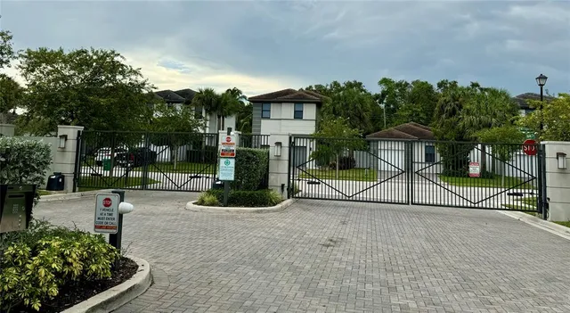 $7,500 | 4915 Whispering Way, Fort Lauderdale, FL 33312