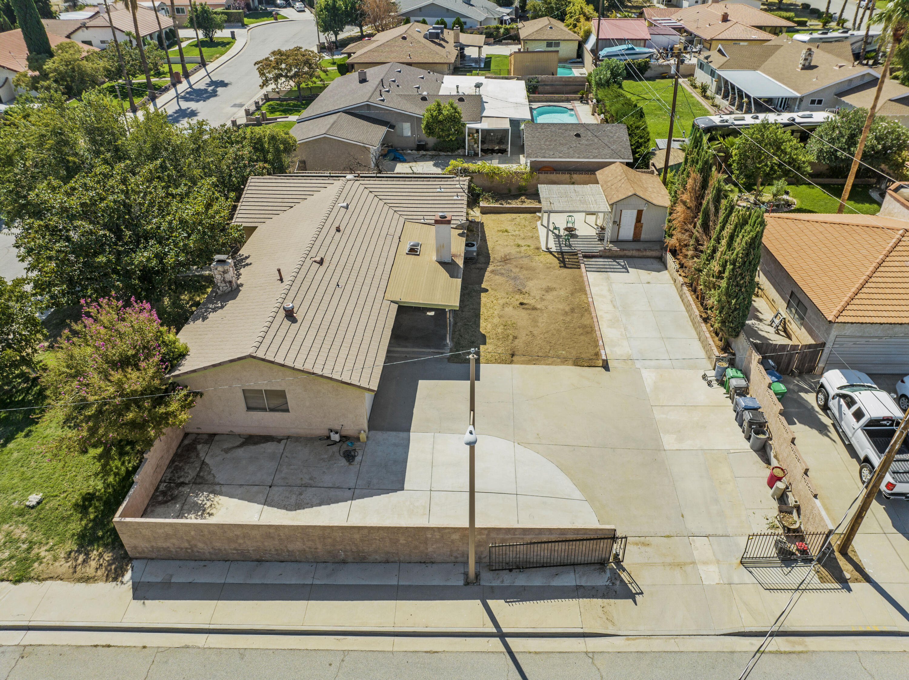 41235 47th Street West Lancaster, CA 93536 - Photo 39 of 43 an aerial view of a house with terrace