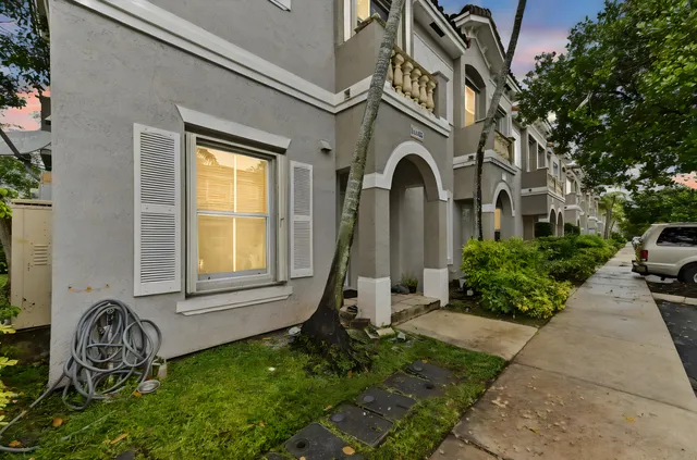 $360,000 | 14065 Southwest 49th Street, Unit 1, Miramar, FL 33027