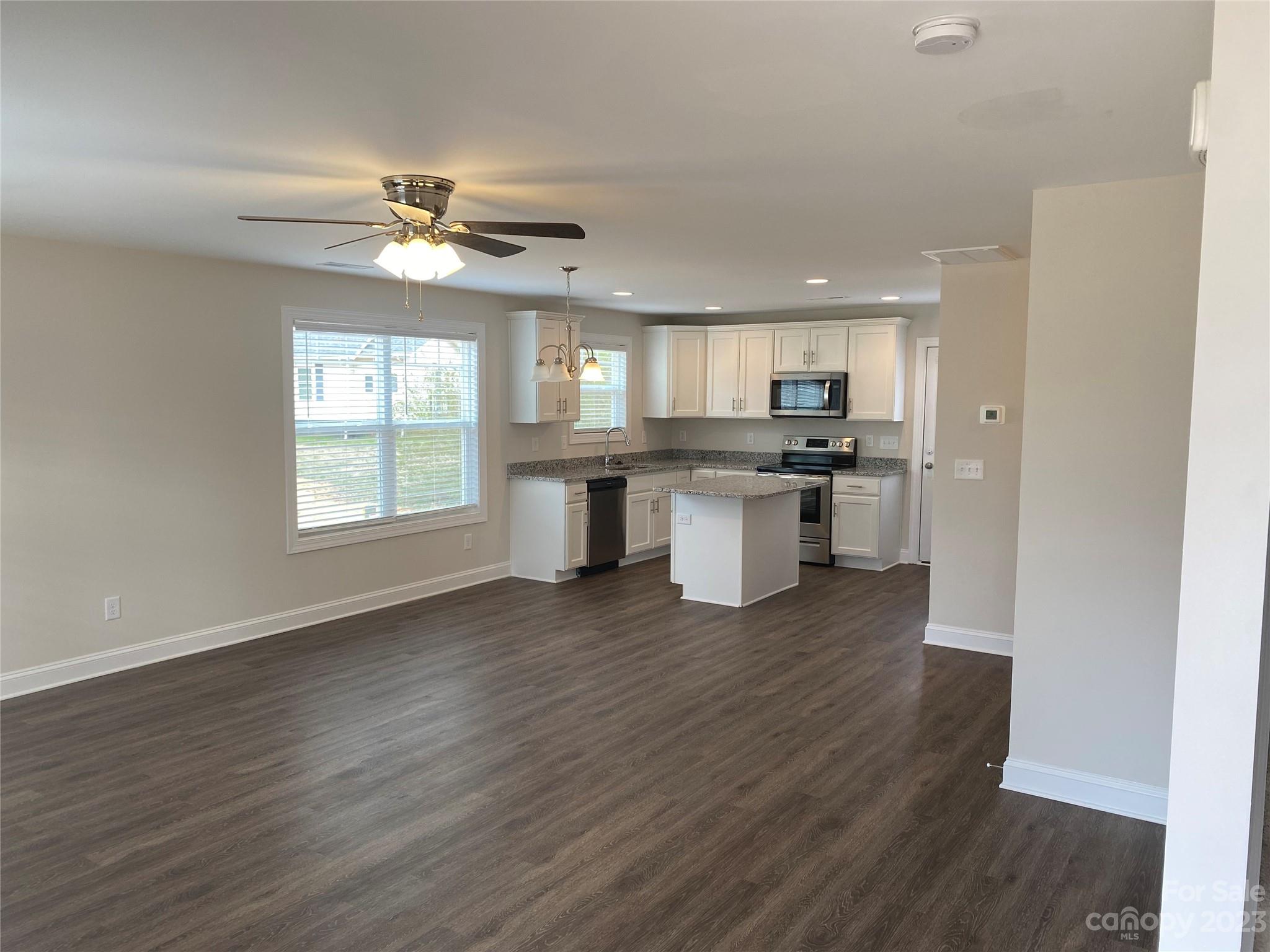 315 Ruth Avenue Kannapolis, NC 28083 - Photo 2 of 16 Gallery Image 2