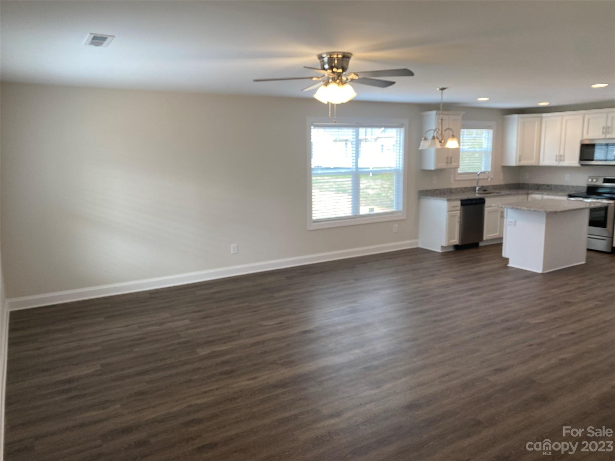 315 Ruth Avenue Kannapolis, NC 28083 - Photo 3 of 16 Gallery Image 3