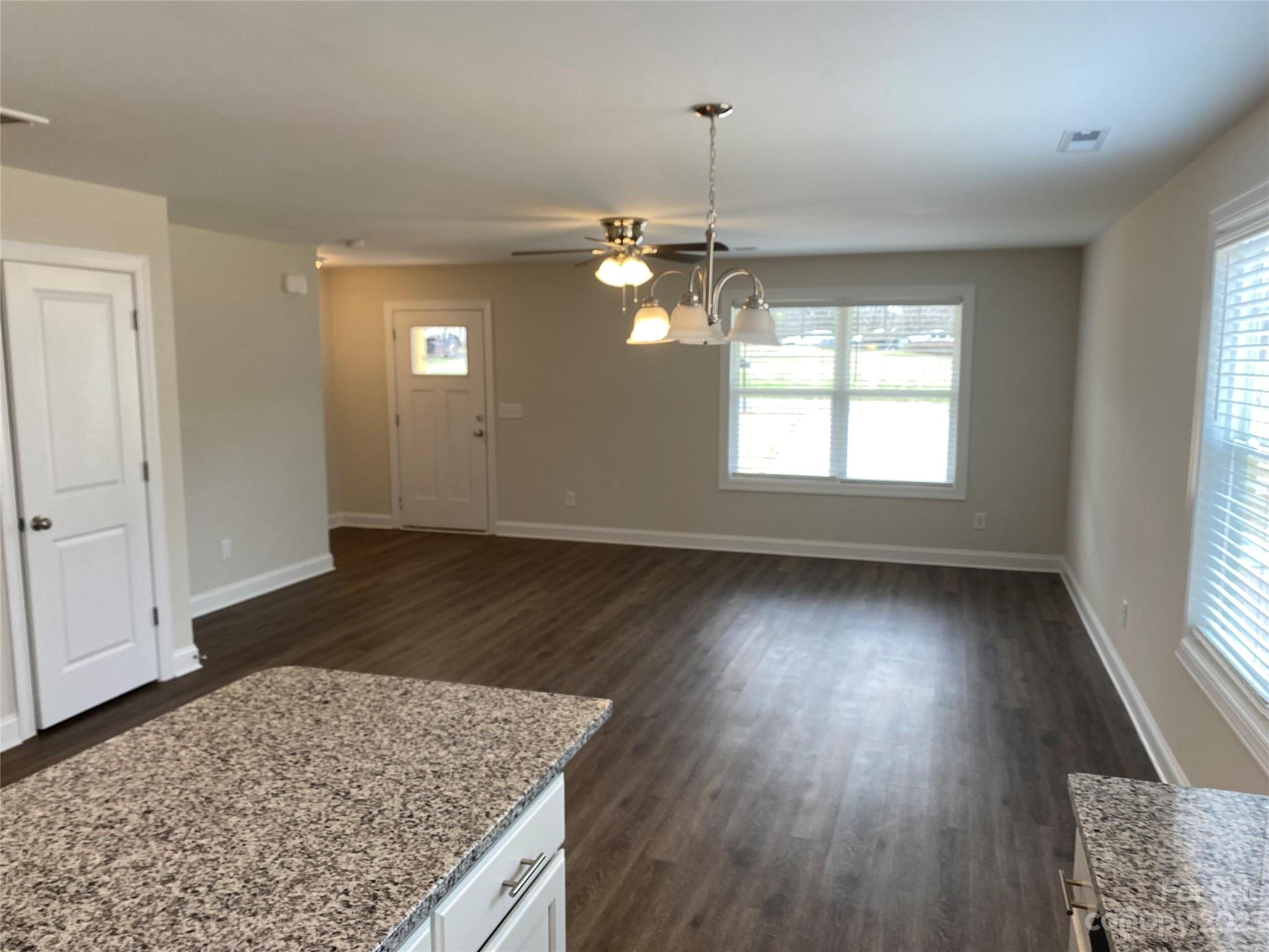 315 Ruth Avenue Kannapolis, NC 28083 - Photo 4 of 16 Gallery Image 4