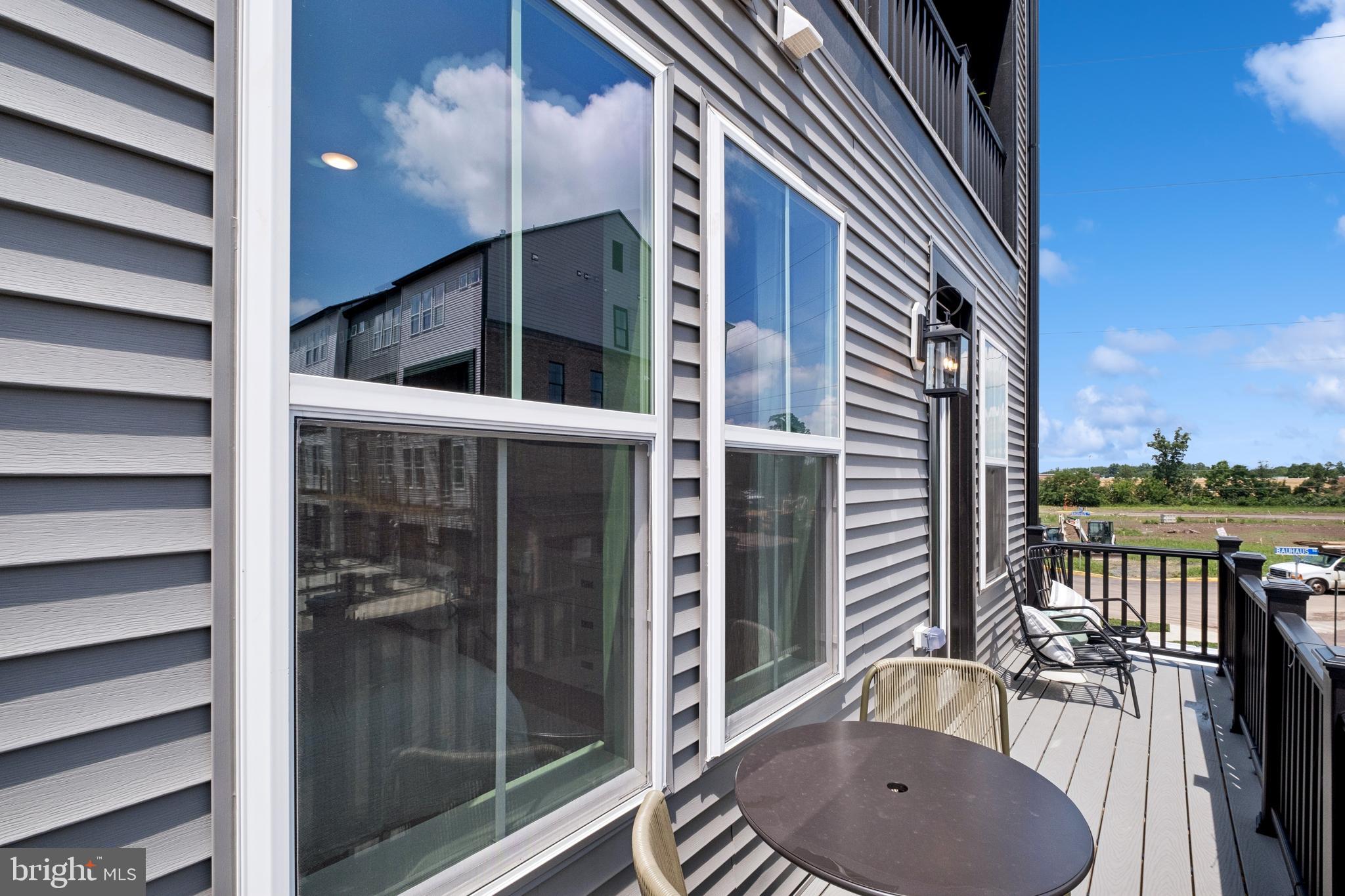 14937 Deco Circle Chantilly, VA 20151 - Photo 30 of 35 a view of balcony with a tub and sink