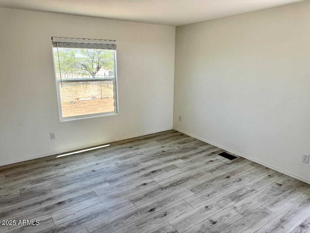 384 North Warren Road Benson, AZ 85602 - Photo 14 of 31 13