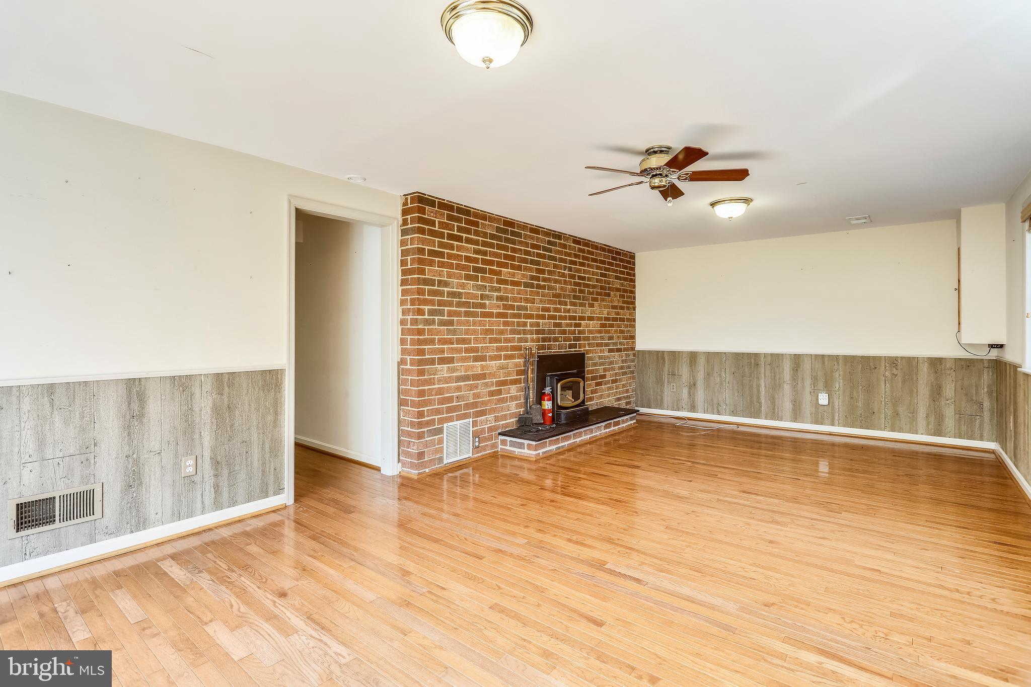 3728 Briars Road Olney, MD 20832 - Photo 39 of 54 Family Room with Ceiling Fan