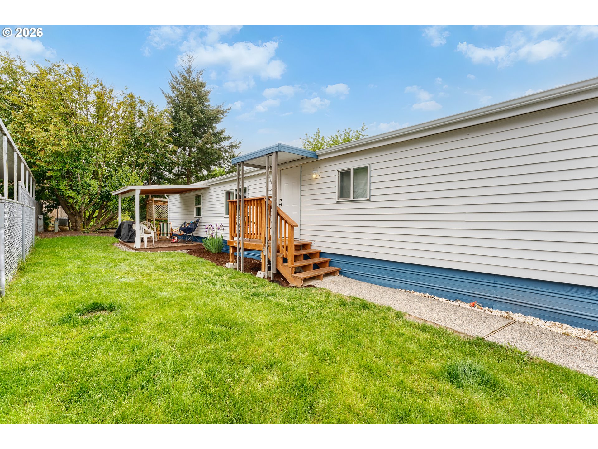 13115 Southeast Foster Road, Unit 4 Portland, OR 97236 - Photo 2 of 25