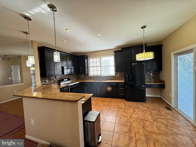 $689,000 | 8800 Fenimore Place, Bristow, VA 20136