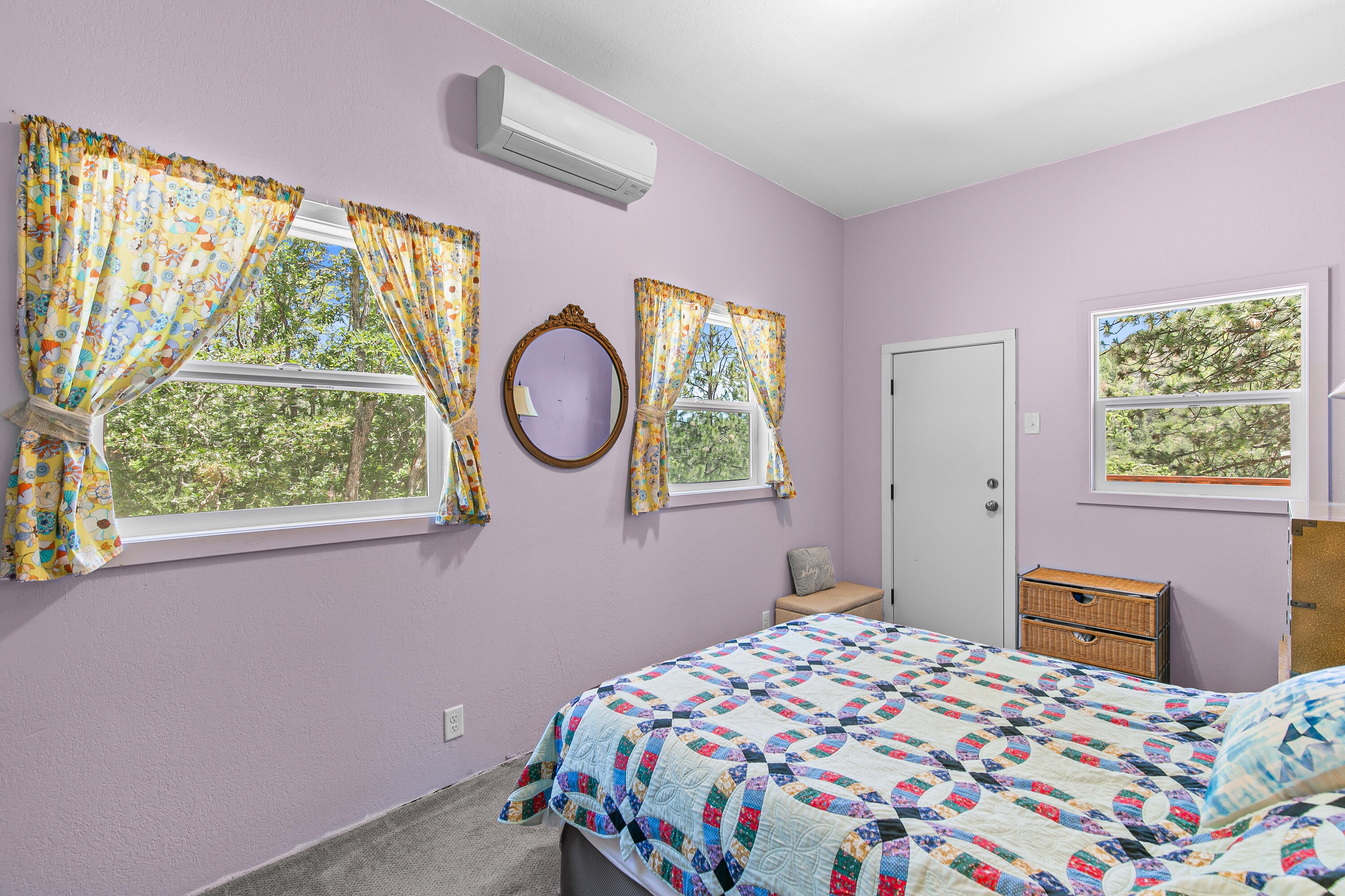 4780 Andrews Road Medford, OR 97501 - Photo 19 of 47 Downstairs Bedroom