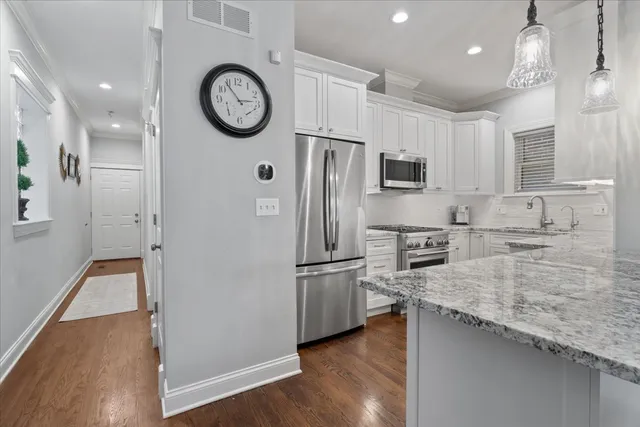 $1,024,500 | 2619 North Seminary Avenue, Unit 1, Chicago, IL 60614