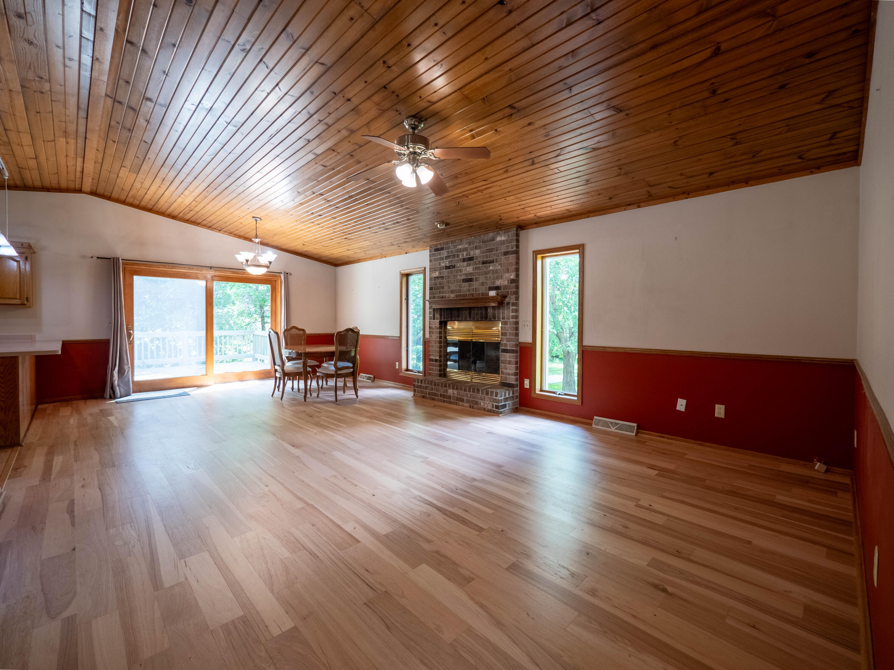 N6185 Country View Lane Concord, WI 53178 - Photo 8 of 28 Open Concept