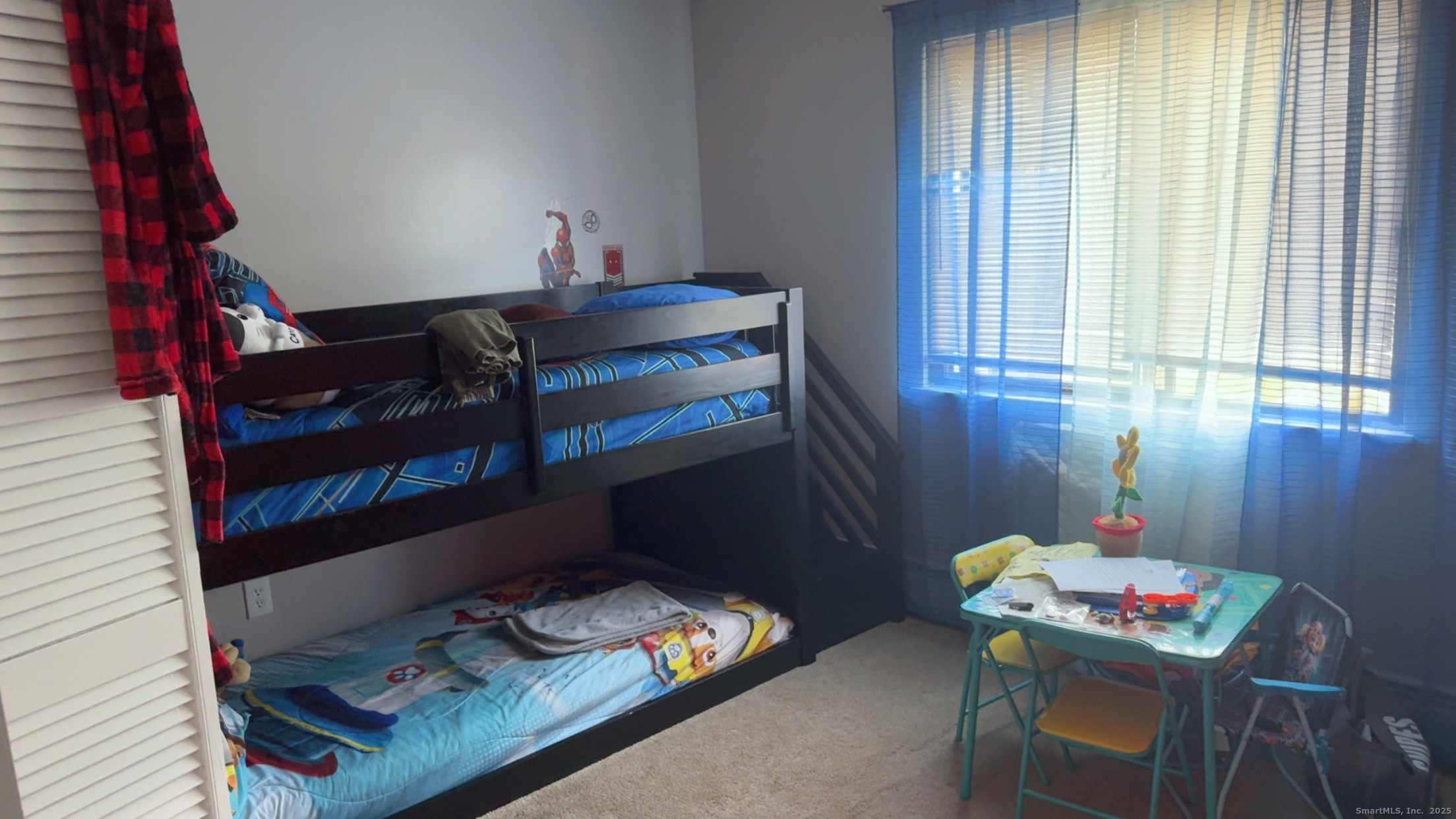 268 High Path Road, Unit 268 Windsor, CT 06095 - Photo 11 of 16 a dining room with furniture and a lamp