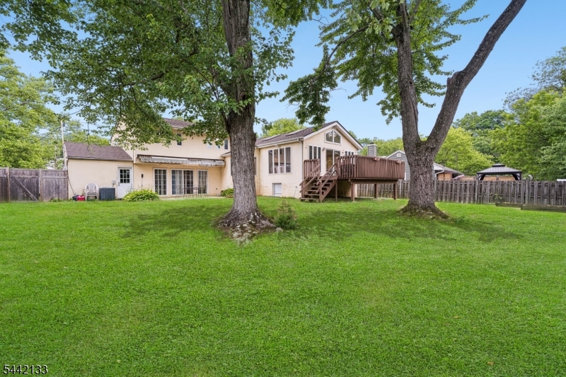 359 Meisel Avenue Springfield, NJ 07081 - Photo 2 of 31