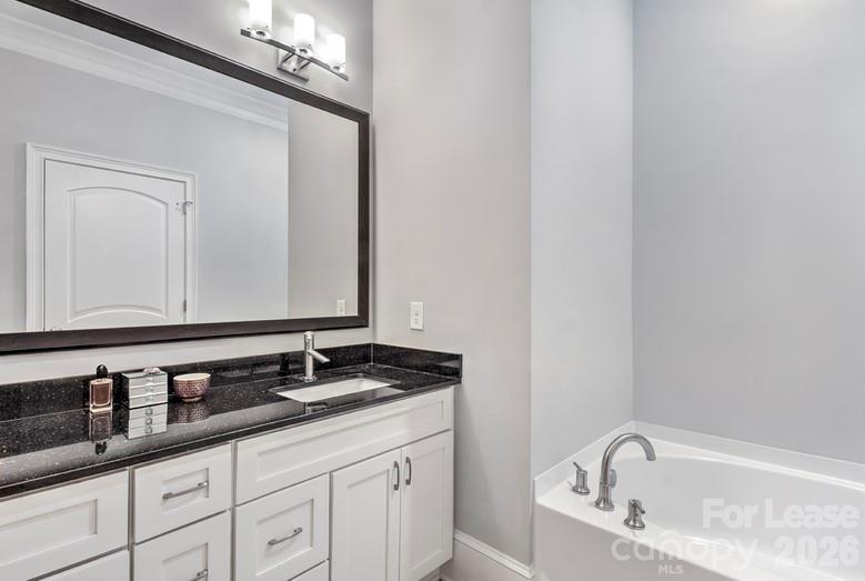 2100 Queens Road West, Unit SOUTHERN Charlotte, NC 28207 - Photo 11 of 16