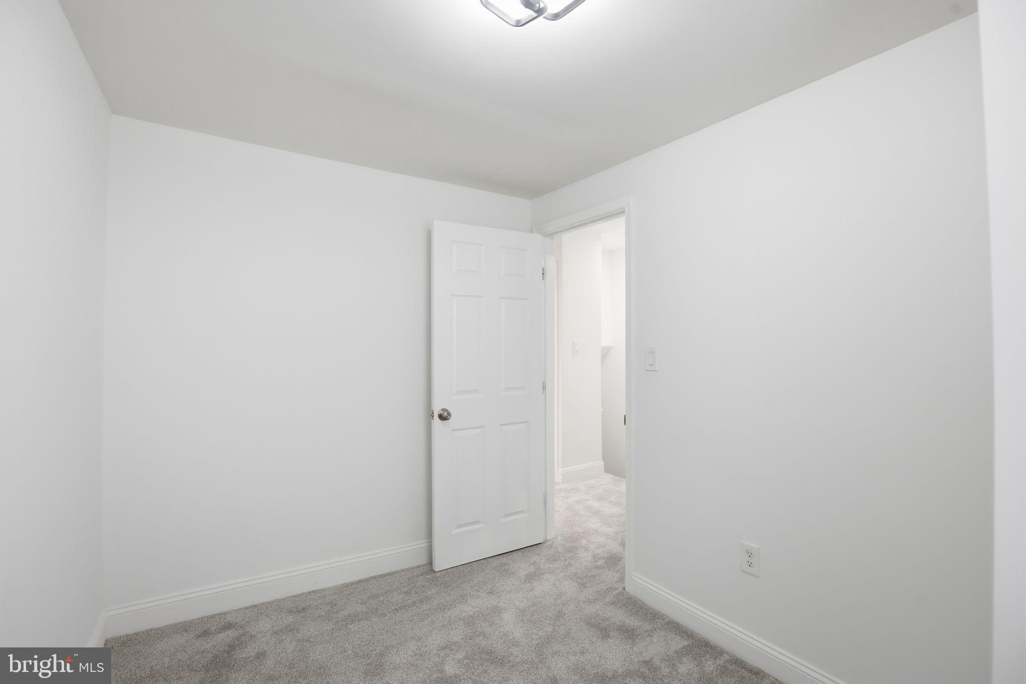 3330 Ravenwood Avenue Baltimore, MD 21213 - Photo 20 of 31 Bedroom 2