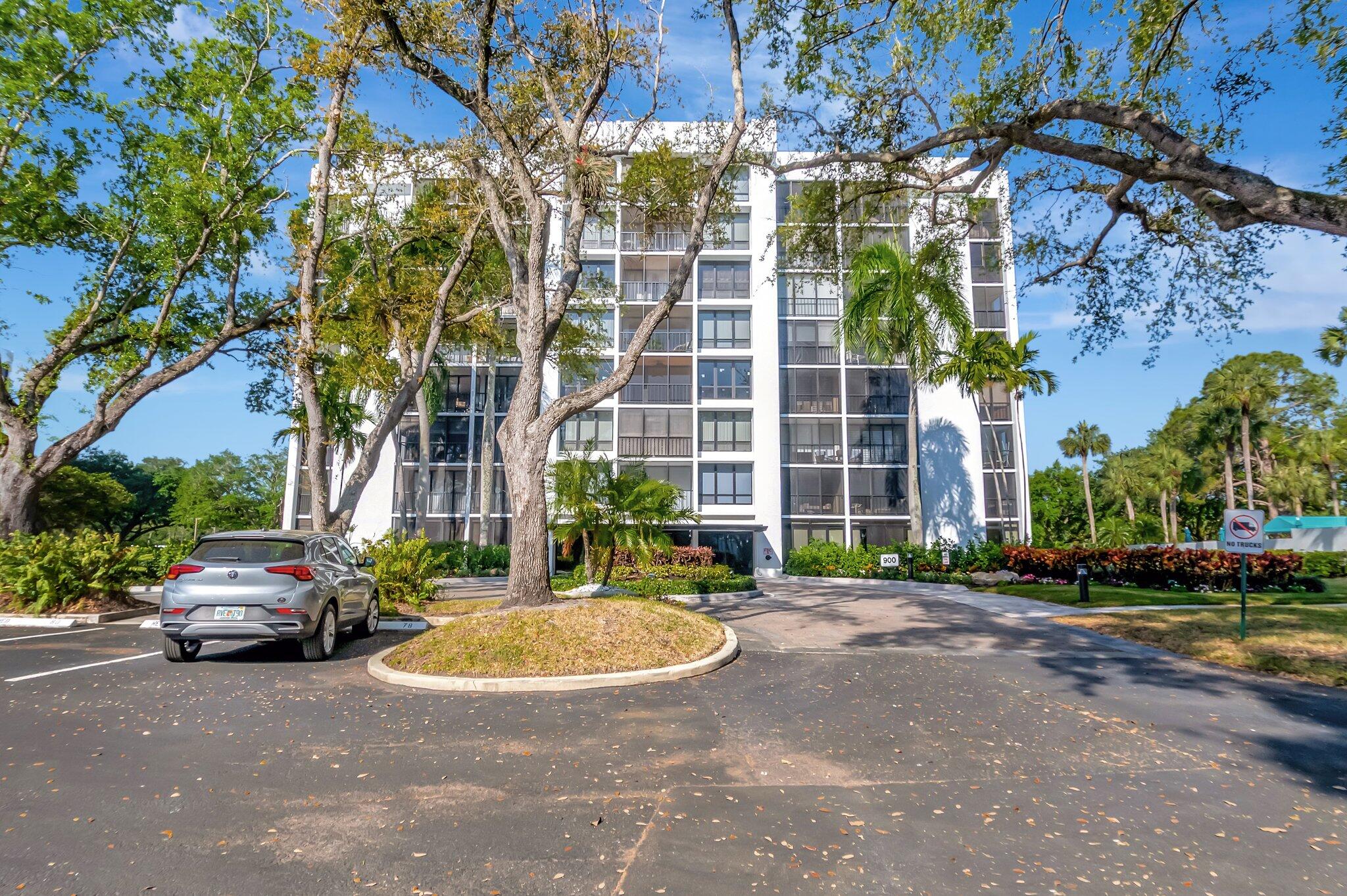 7835 Lakeside Boulevard, Unit 986 Boca Raton, FL 33434 - Photo 24 of 69 1-web-or-mls-DSC_0974