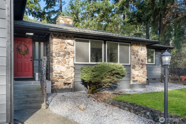 $815,000 | 1325 304th Street East, Roy, WA 98580