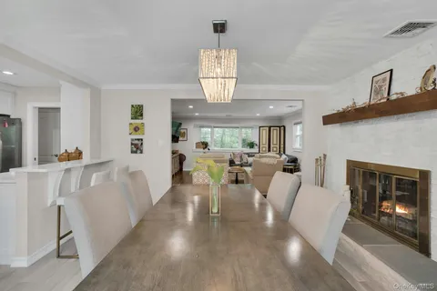 $949,000 | 169 Dix Hills Road, Dix Hills, NY 11746