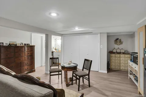 $949,000 | 169 Dix Hills Road, Dix Hills, NY 11746