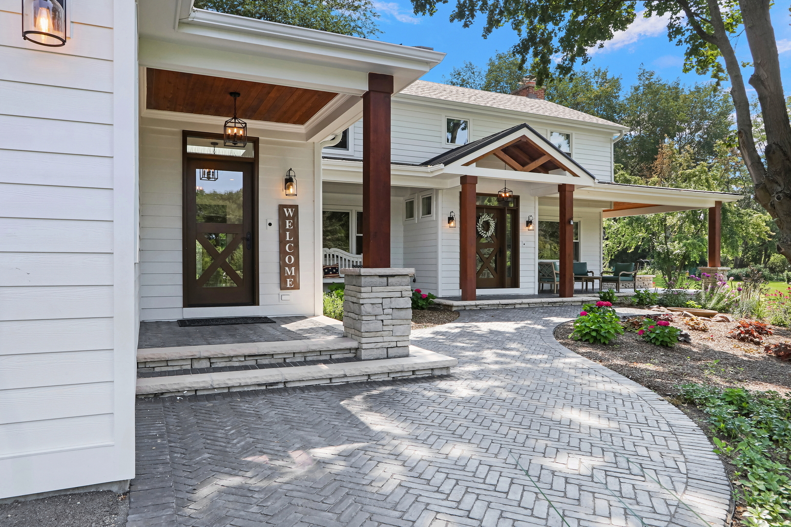 2238 Hanlon Road Libertyville, IL 60048 - Photo 3 of 72