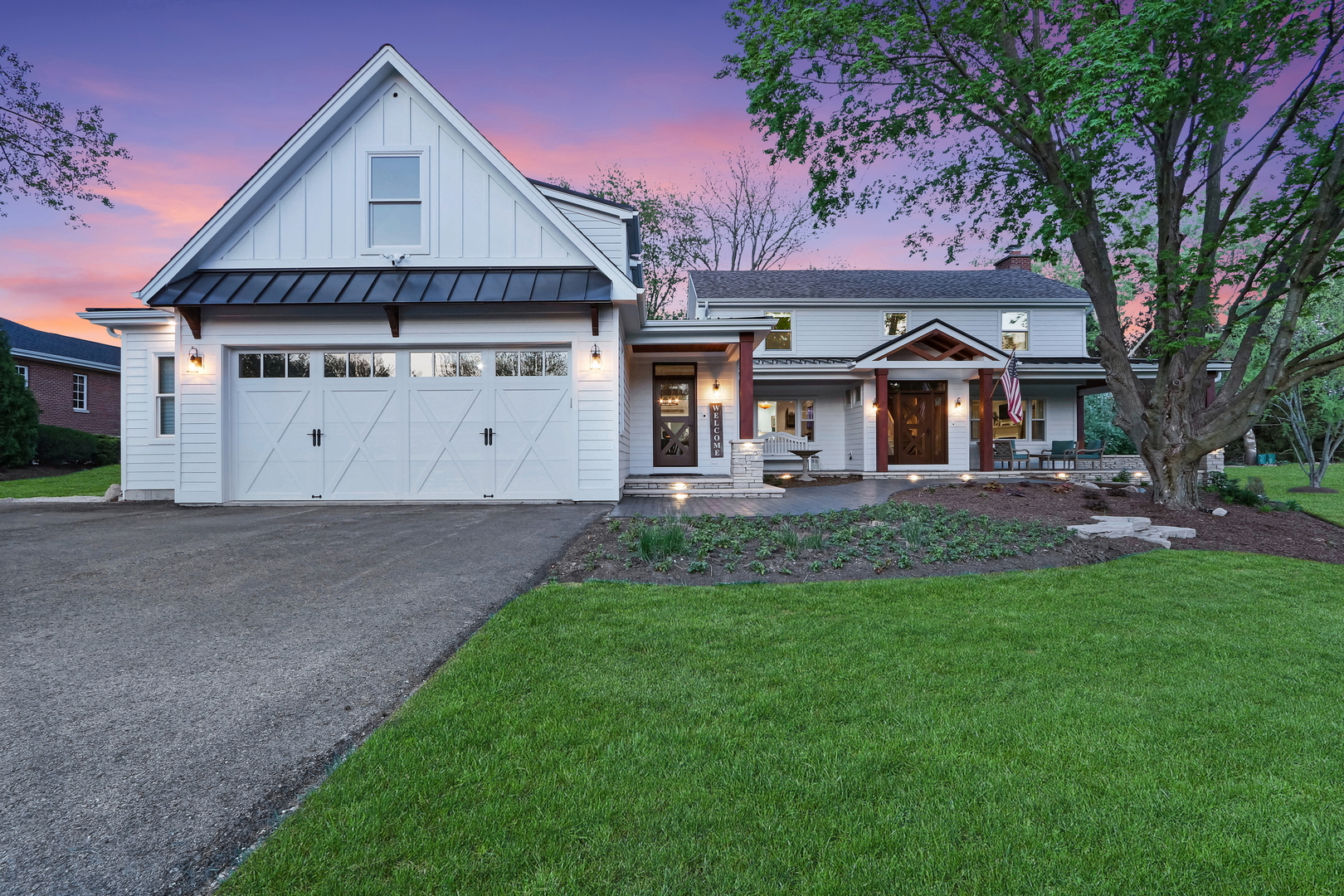 2238 Hanlon Road Libertyville, IL 60048 - Photo 38 of 72 a front view of a house with a yard