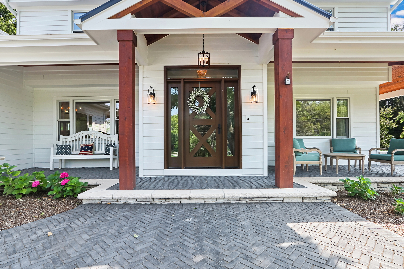 2238 Hanlon Road Libertyville, IL 60048 - Photo 72 of 72 a front view of a house with a porch