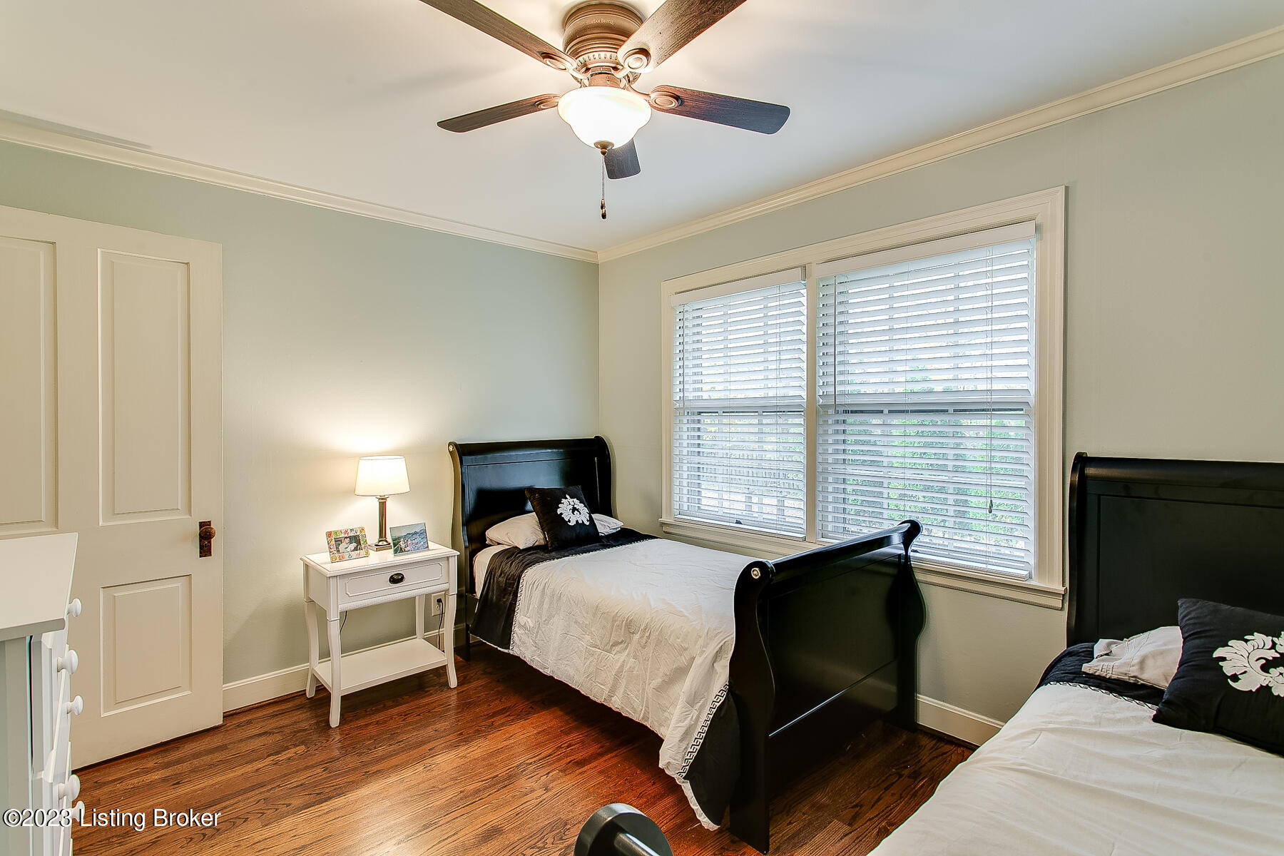 1906 Round Ridge Road Louisville, KY 40207 - Photo 43 of 71 1906 Round Ridge Rd-43