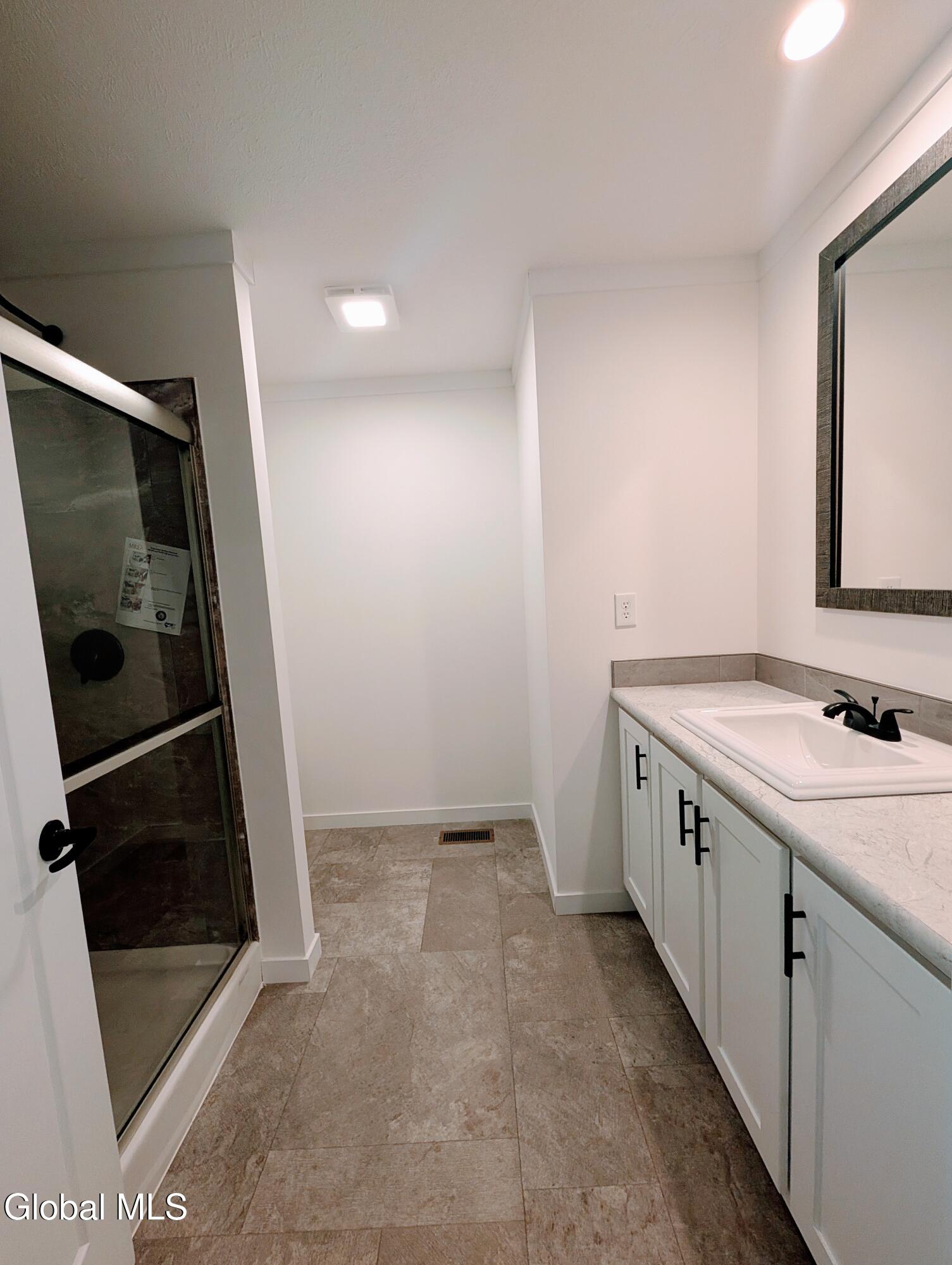 10 Colden Place Newcomb, NY 12852 - Photo 11 of 17 1000004441