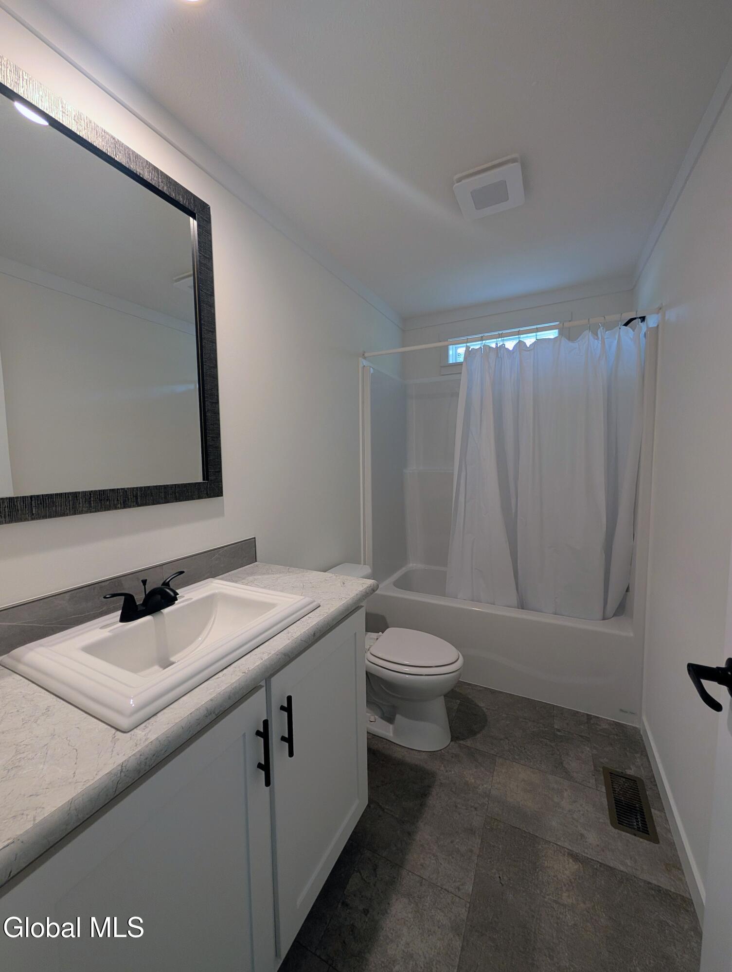 10 Colden Place Newcomb, NY 12852 - Photo 14 of 17 1000004437