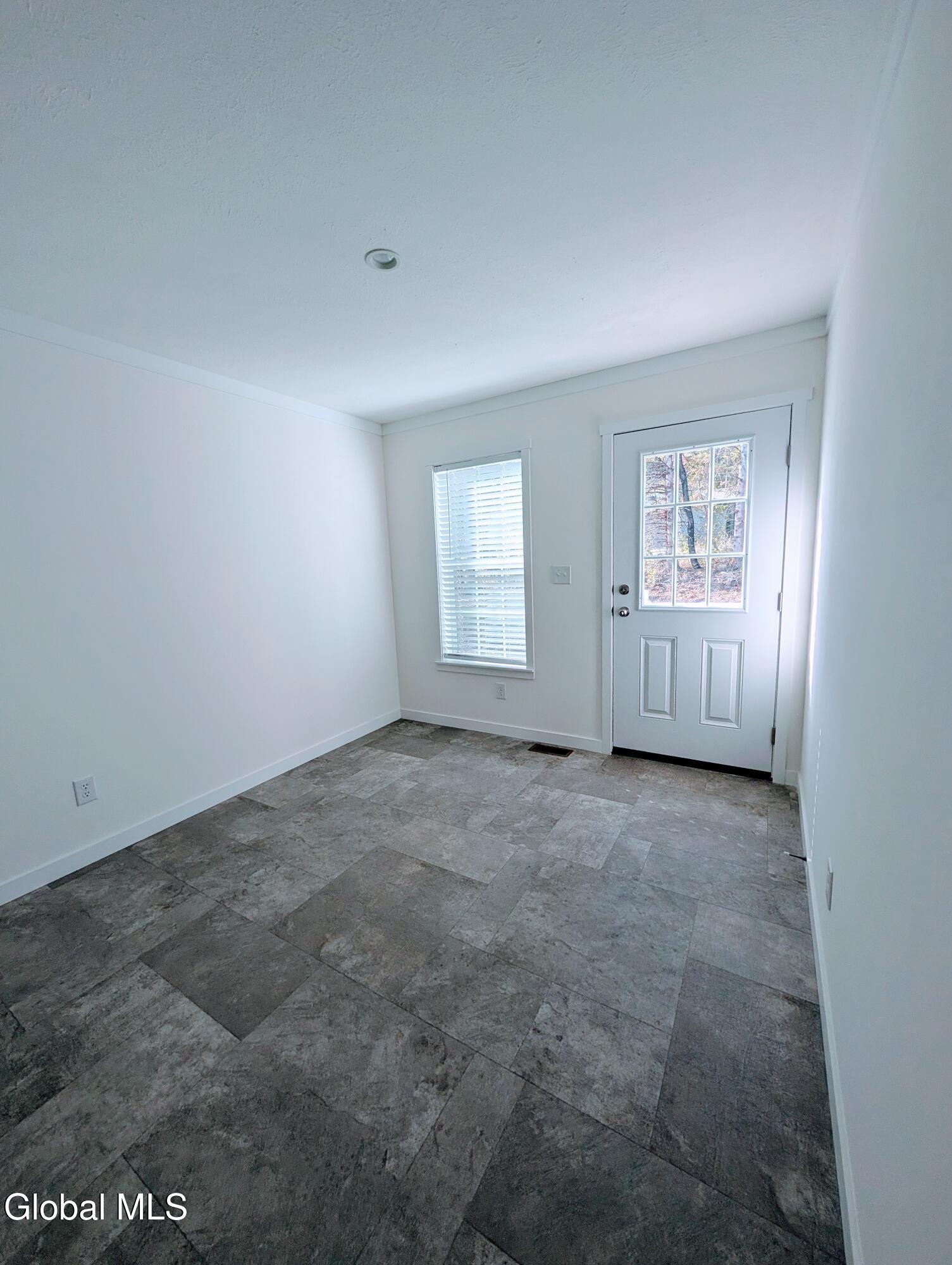 10 Colden Place Newcomb, NY 12852 - Photo 15 of 17 1000004436