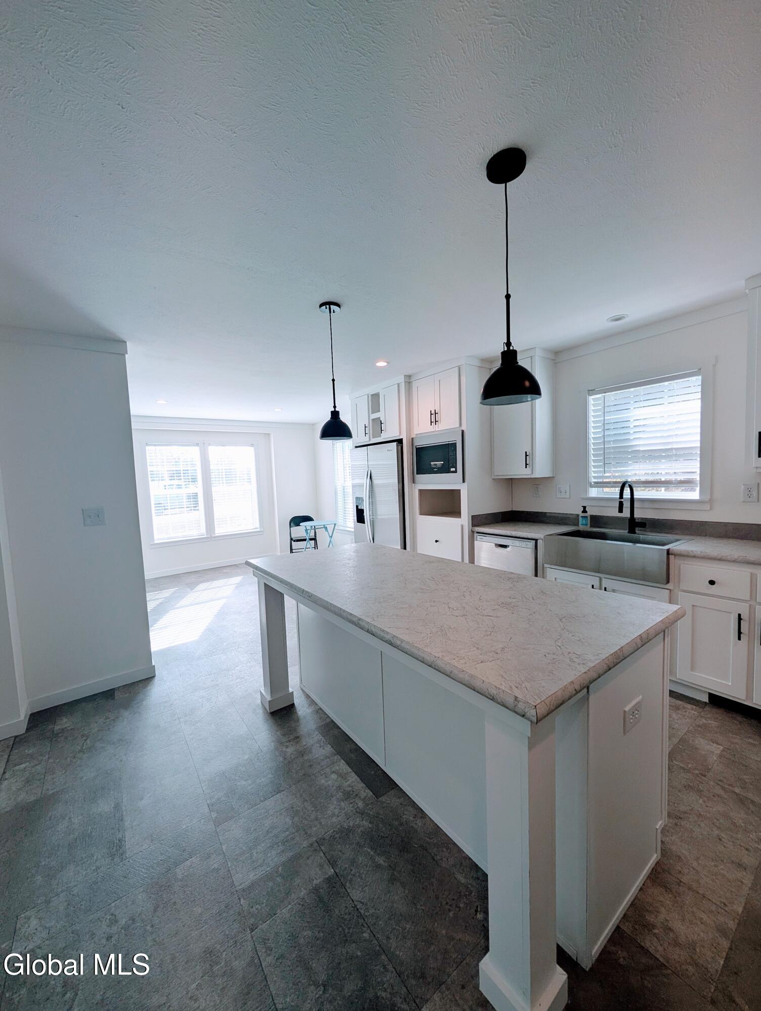 10 Colden Place Newcomb, NY 12852 - Photo 7 of 17 1000004446