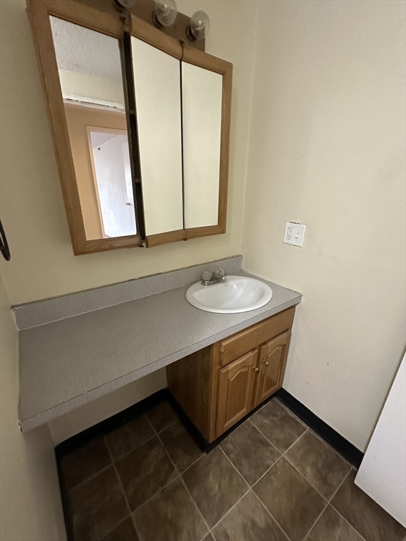 688 Boston Post Road East, Unit 202 Marlborough, MA 01752 - Photo 8 of 17