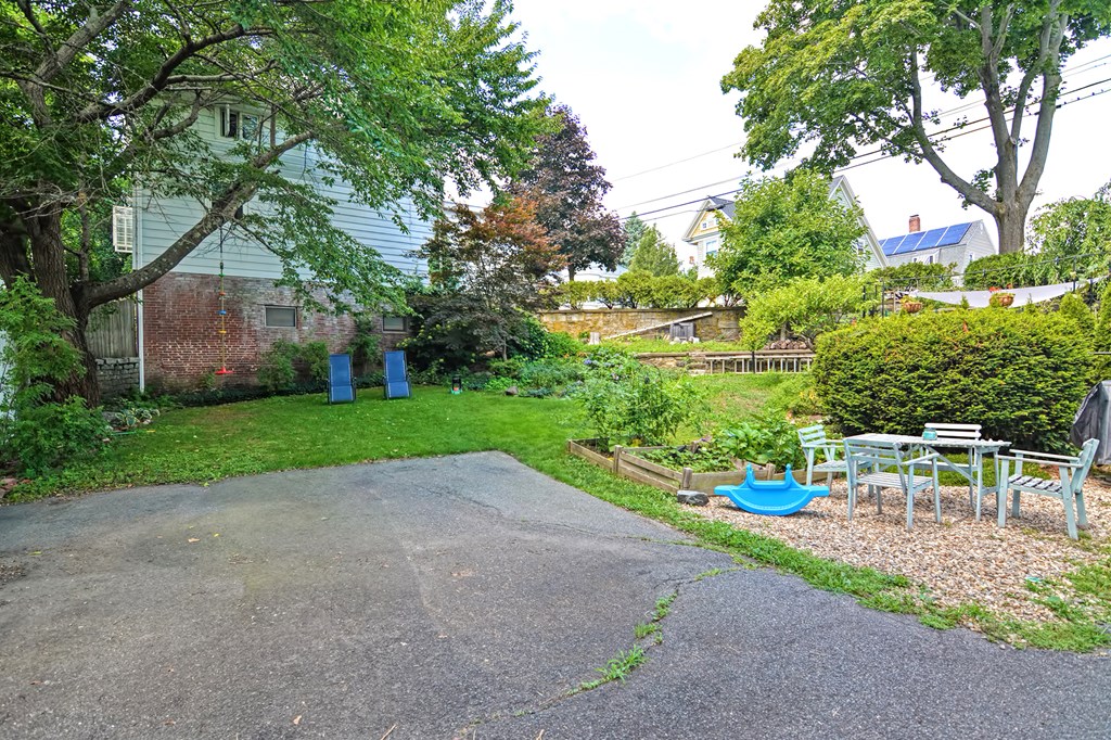 31 Appleton Street, Unit 3 Salem, MA 01970 - Photo 6 of 27 Gallery Image 6