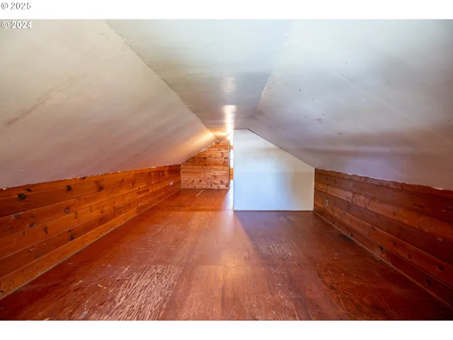 $324,900 | 227 Border Street, Myrtle Point, OR 97458