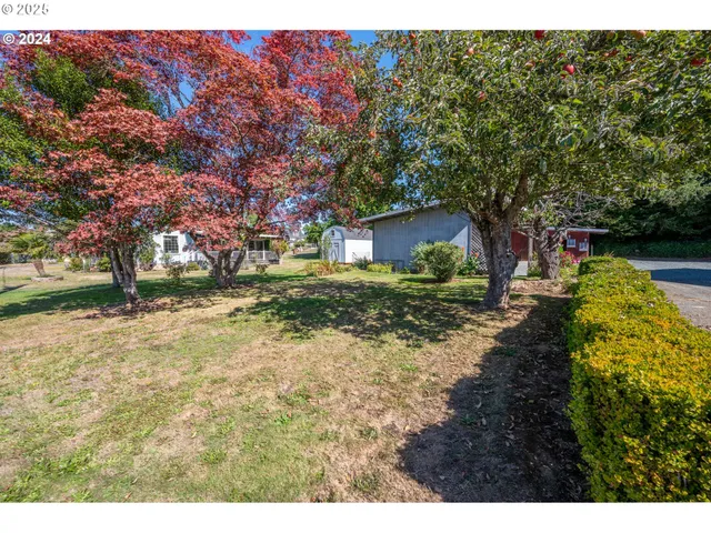 $324,900 | 227 Border Street, Myrtle Point, OR 97458