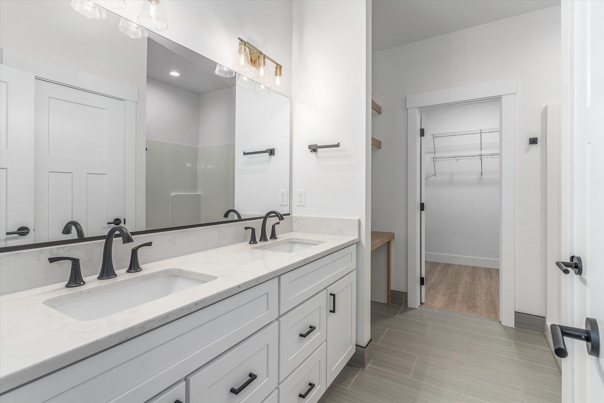 317 North Bowdish Road Spokane Valley, WA 99206 - Photo 13 of 30 Gallery Image 13