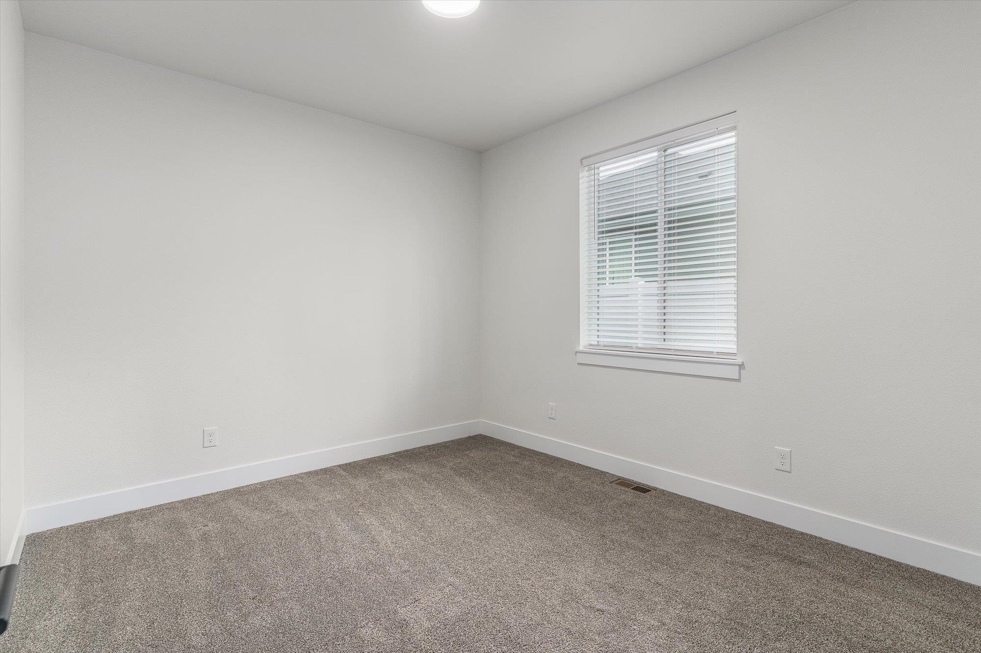 317 North Bowdish Road Spokane Valley, WA 99206 - Photo 18 of 30 Gallery Image 18