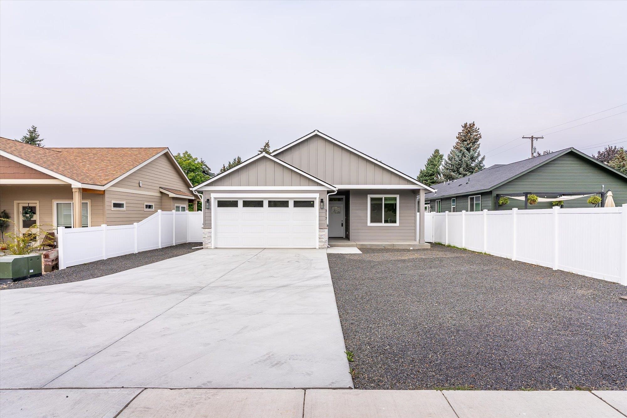 317 North Bowdish Road Spokane Valley, WA 99206 - Photo 4 of 30 Gallery Image 4